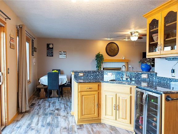 4th image of 8304 NE 38th Ave