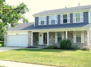 7205 Camden Rd, Downers Grove, IL 60516