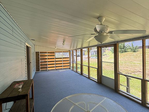 Screened in porch