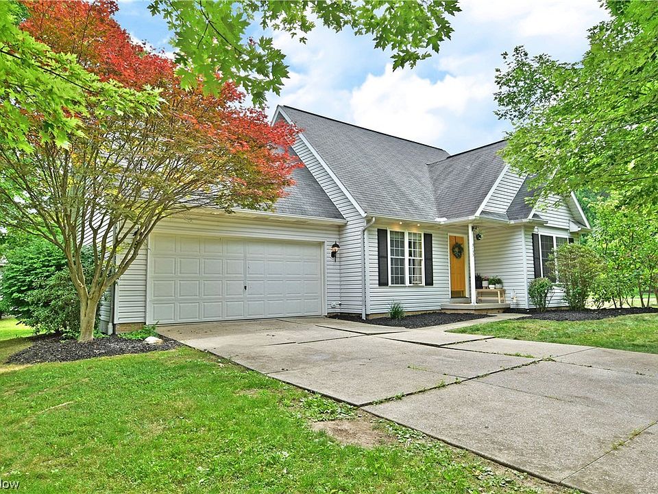 1st image of 3133 Hidden Brook Dr