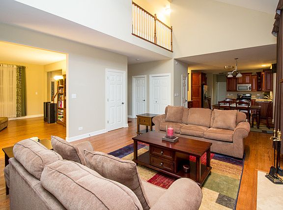 3rd image of 16626 Arbor Ct
