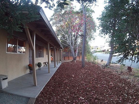 5th image of 21530 Rainbow Dr