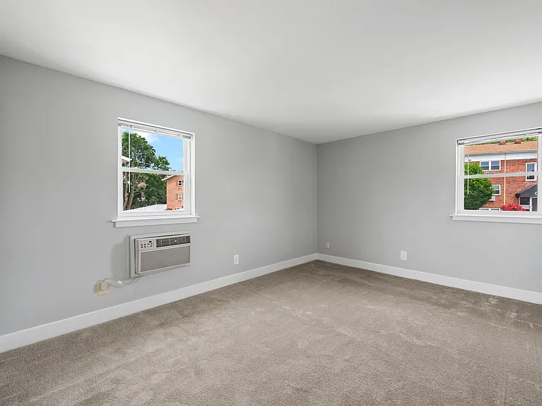 Rock Hill Apartments — Photo 19