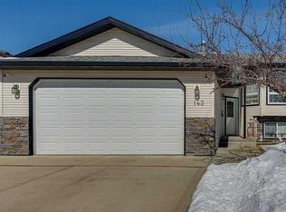143 S Ackerman Cres, Red Deer, AB T4R3B8