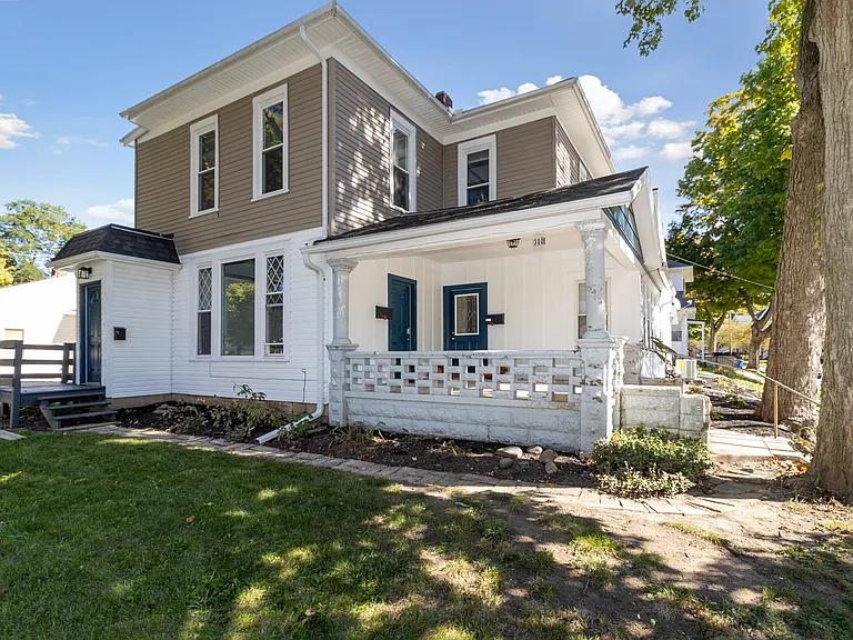 300 N Park St #1 — Photo 21