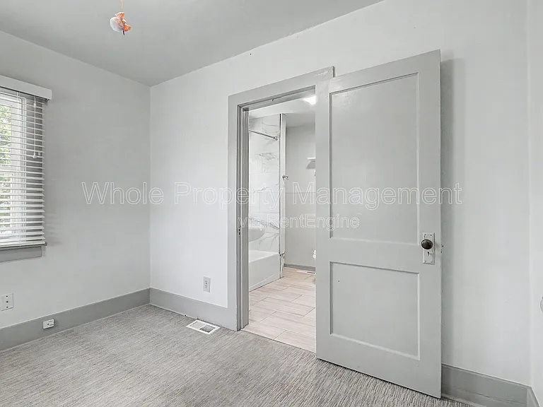 4205 S Lincoln St #A — Photo 14