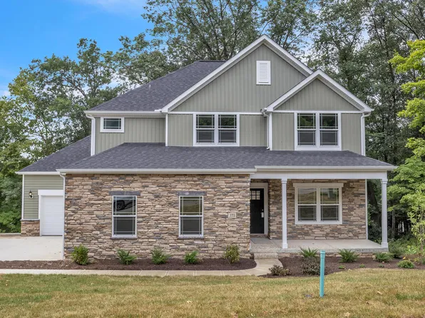 373 Laurel Oaks Ln, Heath, OH 43056