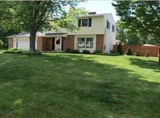 7354 Rezen Dr NE, Rockford, MI 49341