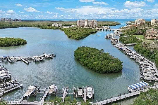 2nd image of 780 Wiggins Bay DR #18R