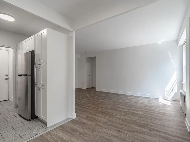 161 Saint George St — Photo 14