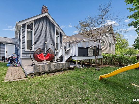 5th image of 67 S Parkway Ave