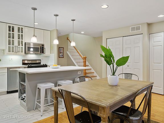4th image of 1330 N La Salle Dr APT 313