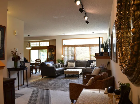 5799 Colony Ln, Mound, MN 55364