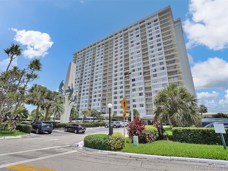 1st image of 300 NE Bayview Dr #2101