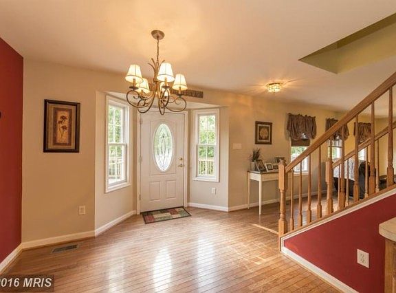 3rd image of 20 Mantle Ct