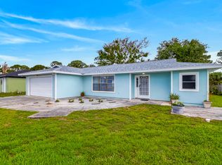 662 SE Essex Drive, Port St Lucie, FL 34984