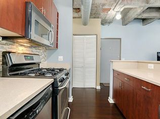 3150 N Sheffield Ave APT 409, Chicago, IL 60657