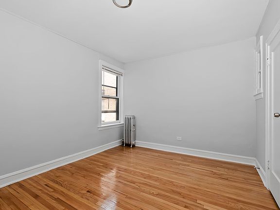 5th image of 8240-42 S Vernon Ave #8240-3