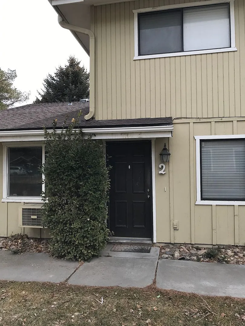 787 Meadows Drive Apt. #2 — Photo 1