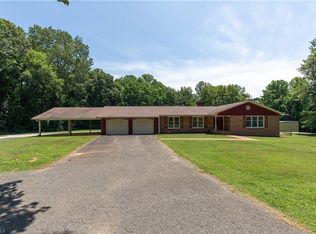 660 Wilmoth Rd, Dobson, NC 27017