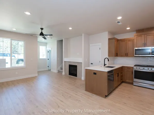 3032 NE Terreo Pl, Bend, OR 97701