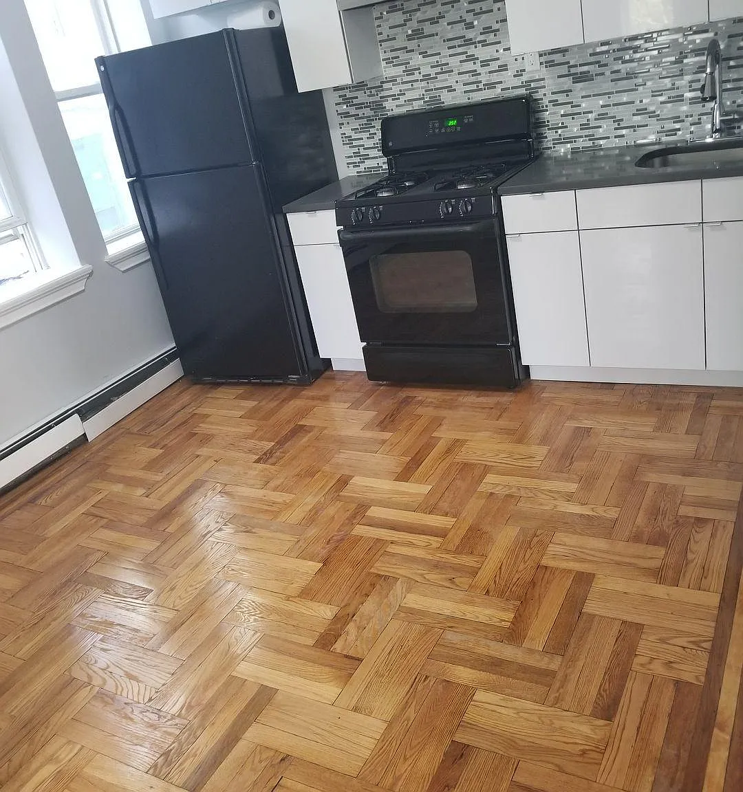 3 bed, $3,800 — Photo 2