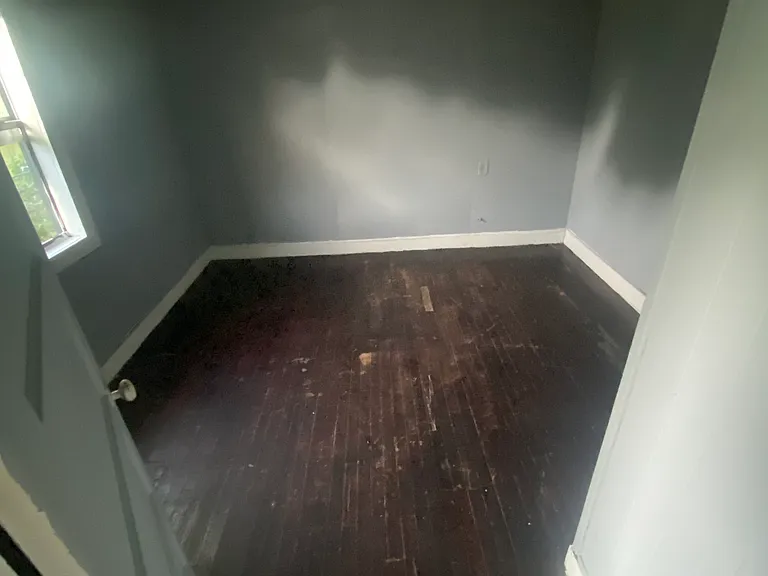 1501 Line Ferry Rd — Photo 6
