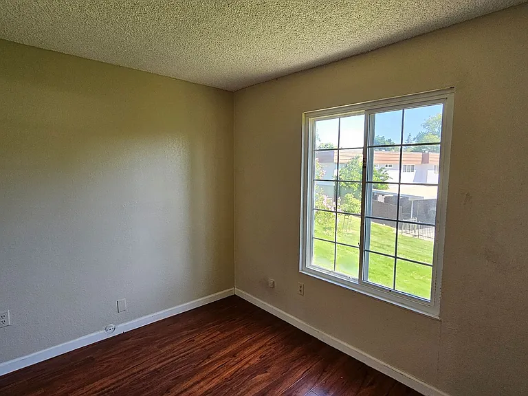 3193 Tonopah Ct — Photo 9