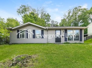1200 Primrose Dr, Dayton, OH 45449