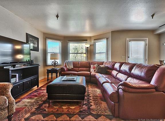 2nd image of 1247 Norfolk Ave #1
