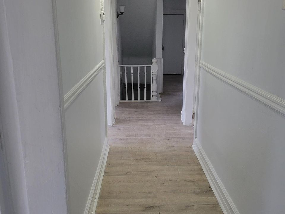1st image of 254 Harmon St #1