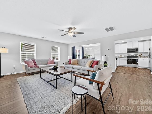 5th image of 8128 Derby Woods Ln