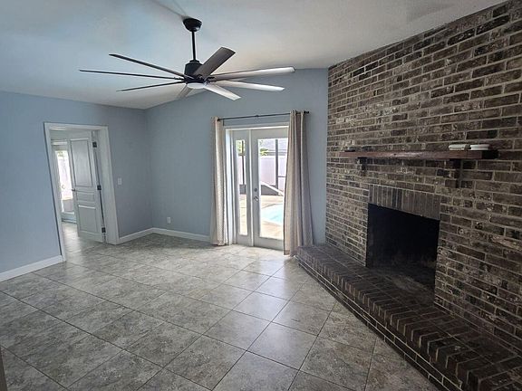 3rd image of 362 Bent Oak Dr