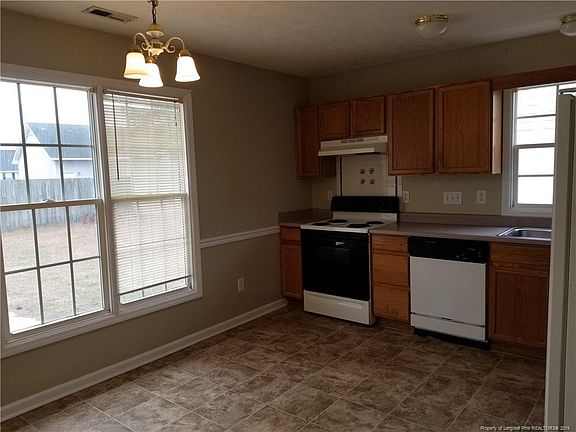3rd image of 3915 Goodhope Ln