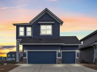 211 Chelsea Park, Chestermere, AB T1X2T3