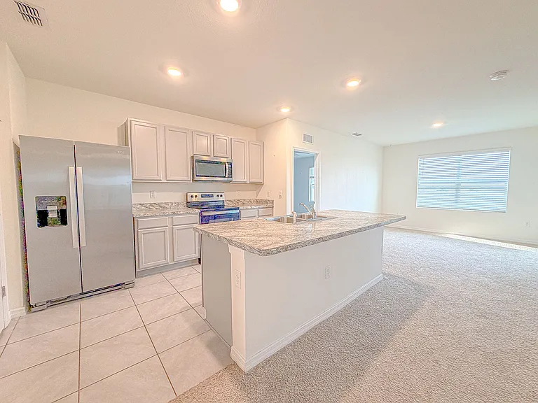 309 Sofia Ln — Photo 3