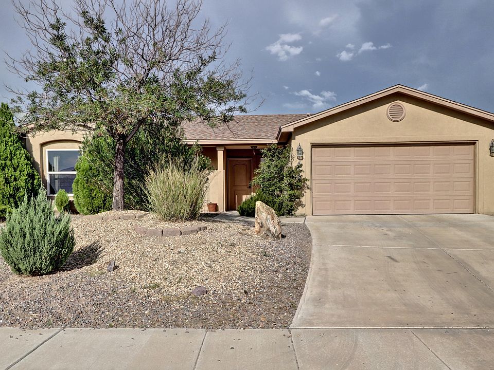 1st image of 4704 Kerry Ann Pl