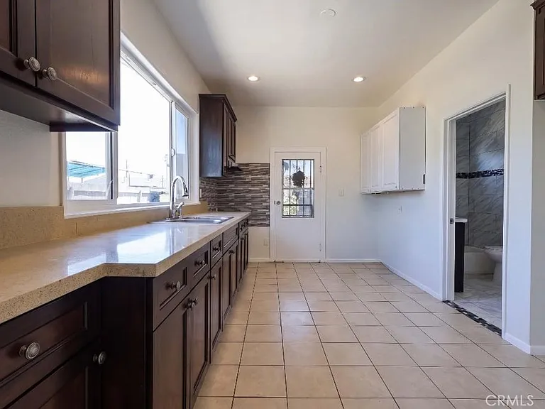 132 N Ditman Ave — Photo 9