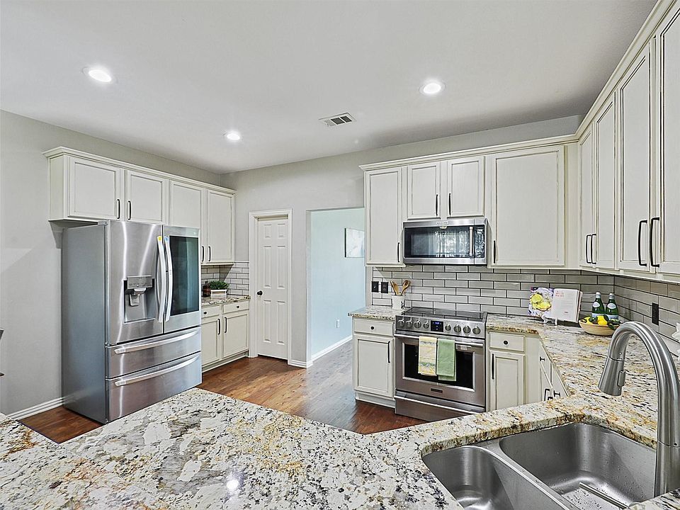 1st image of 5004 Rain Forest Dr