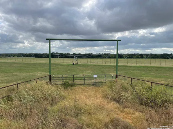 11.63 ACRES HIGHWAY 173, Devine, TX 78016