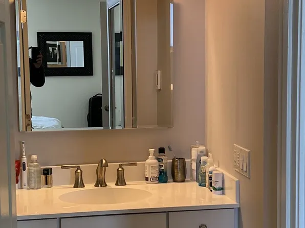 131 Main St, Burlington, VT