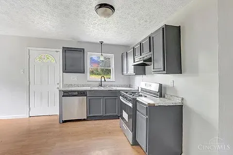 1401 Beech Ave — Photo 4