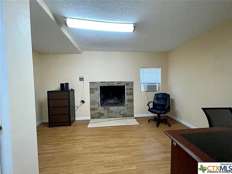 2905 Taft St — Photo 5