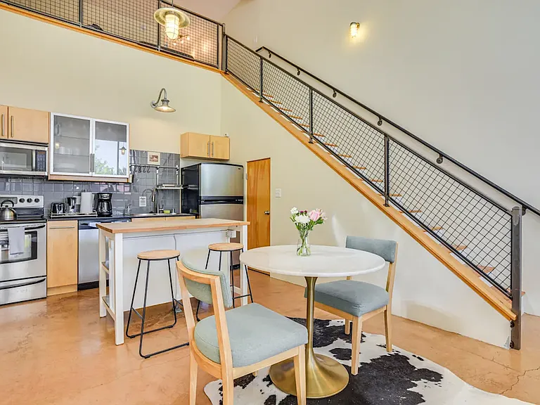 812 Calle Saragosa #B — Photo 18