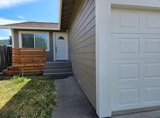 399 Cabernet Pl #B, Ukiah, CA 95482
