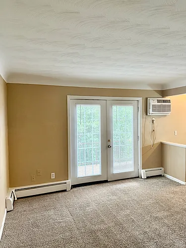 4163 Harrison Ave Photo 1