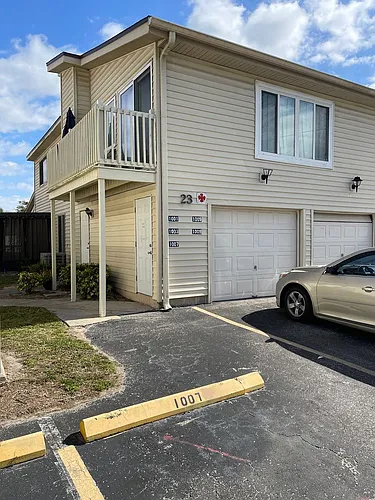 1001 Spring Meadow Dr Photo 1