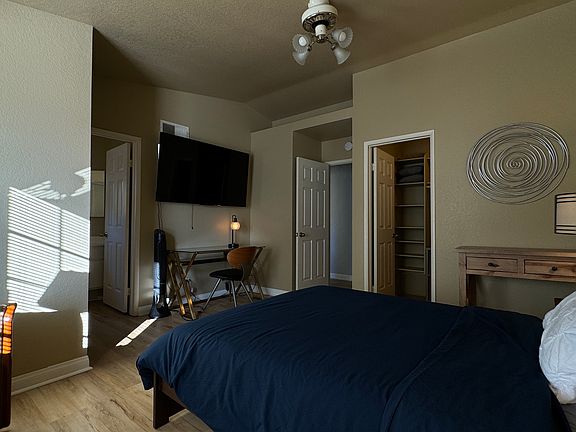 5th image of 688 Indian Oak Ln Unit 102