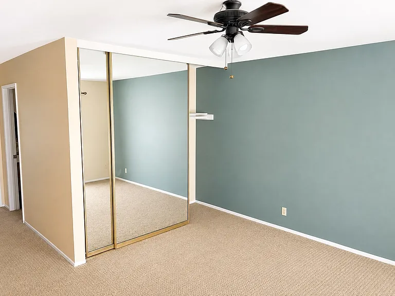 4611 Green Tree Ln — Photo 10