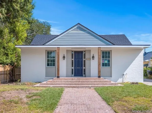 1213 9th St, Lake Charles, LA 70601